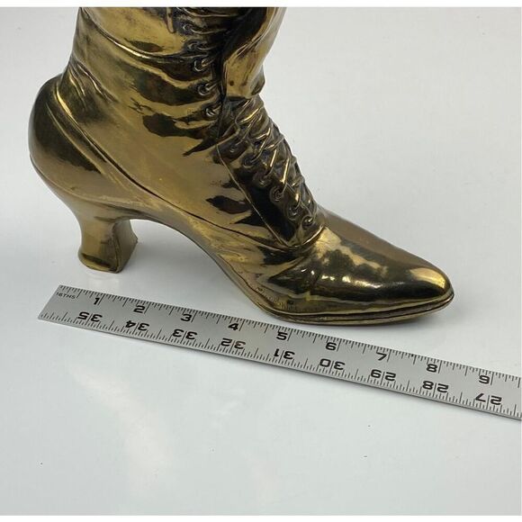 Vintage 9.5" Brass Lace Up Boot Ladies Shoe Planter Vase Doorstop Mid-Century EA - Picture 6 of 6